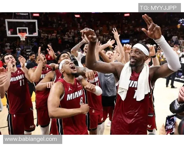 热火与湖人精彩对决视频回放全程回顾与精彩瞬间分析